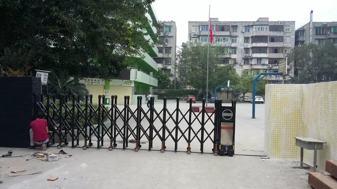 桐城市桐城市深圳市伸缩门